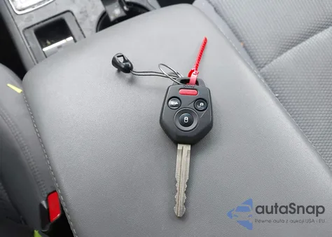 2018 Subaru Outback 2.5I Premium из США, поврежденный, VIN 4S4BSADC0J3265834